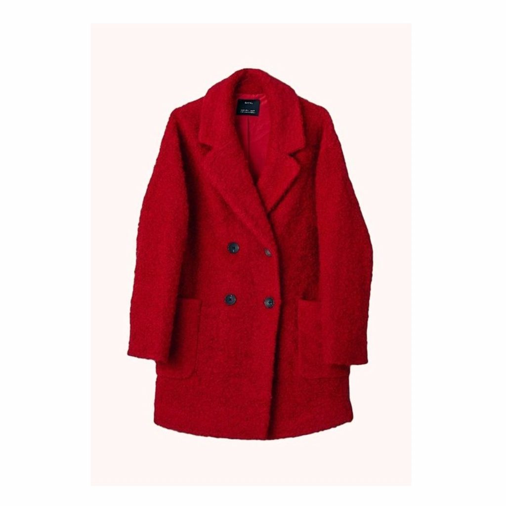 4 Outfits for Valentine’s Day with Red Coats